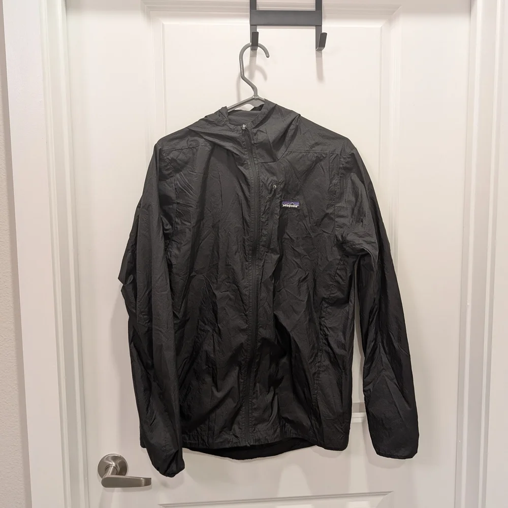 Patagonia Houdini Men's Black Windbreaker - Picture 1 of 3